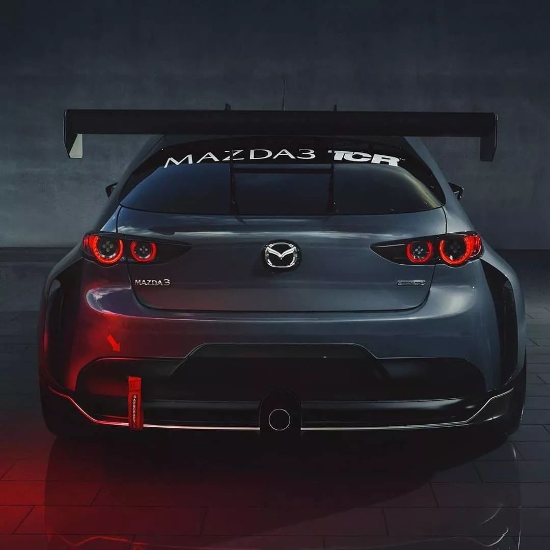 次世代马自达3国内竟缺席两厢版本，只能看国外玩家改装帅的飞起