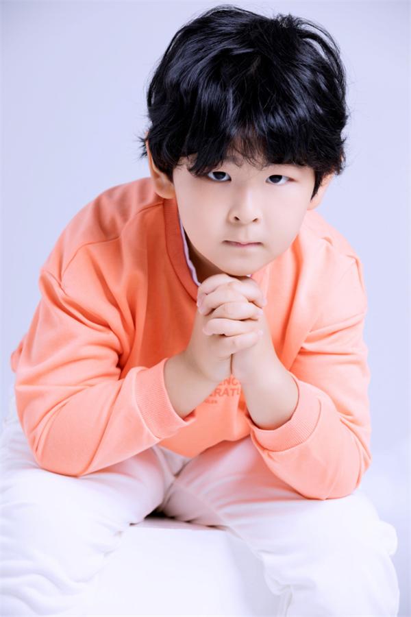 实力小演员维尼，一颗逐渐燃起的小新星