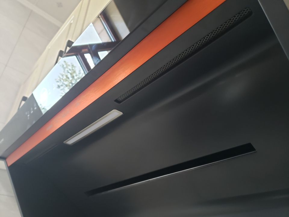 抽油烟机可以抽出屋内湿气吗,抽油烟机能过滤油烟吗