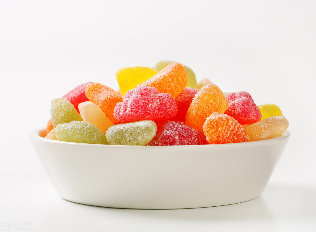 男童喉咙卡异物邻居施救,孩子遭异物卡喉医生15秒救回