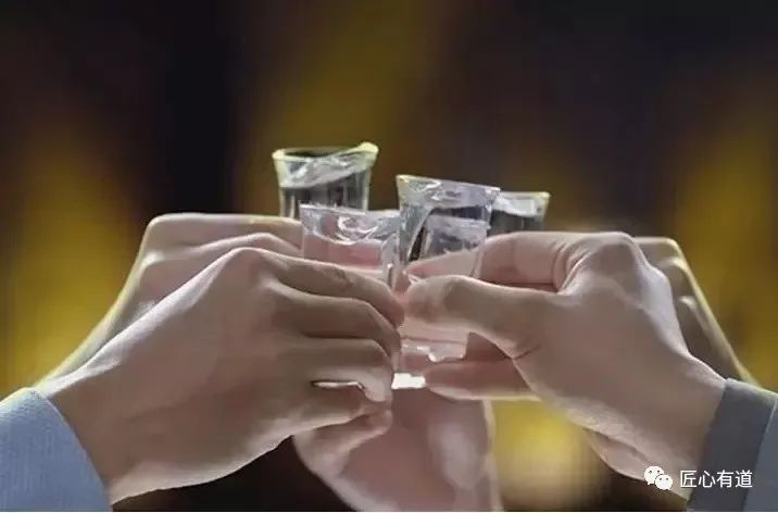 贵州省茅台镇大曲多少钱一瓶,贵州省茅台镇大曲酱香酒