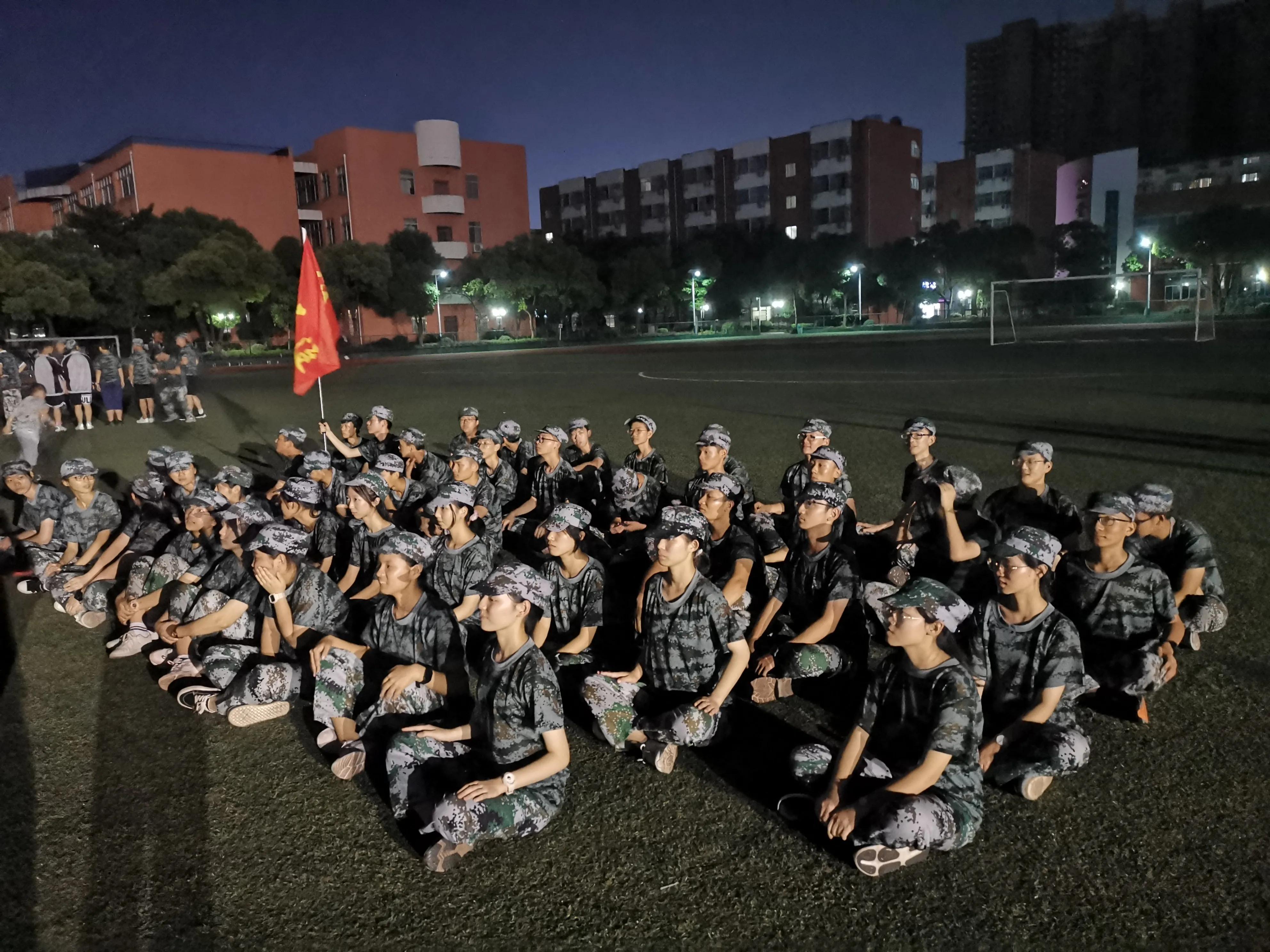 军训日记加图,军训红十字日志