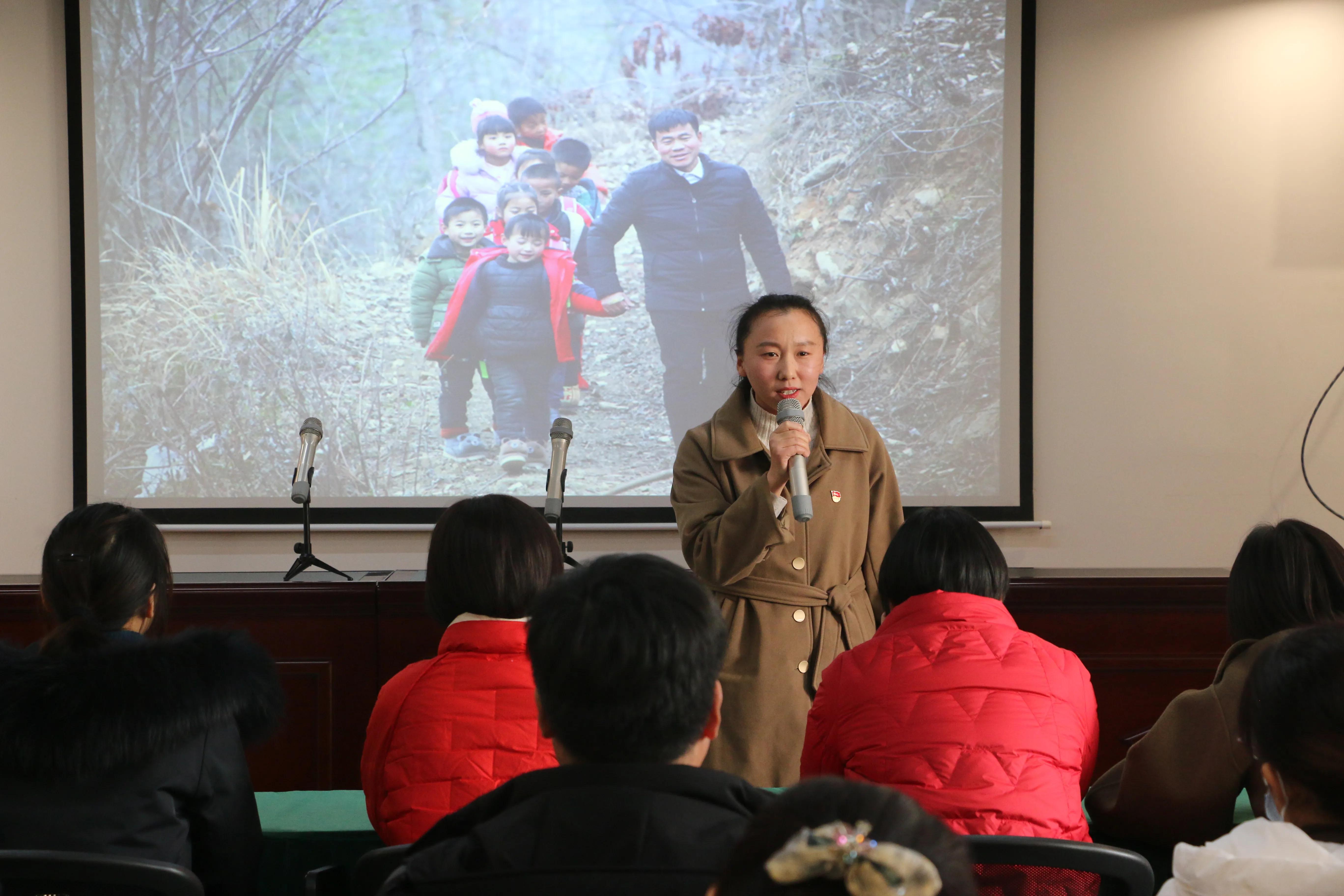 强师德师魂争做四有好老师,立师德铸师魂争做四有好老师征文