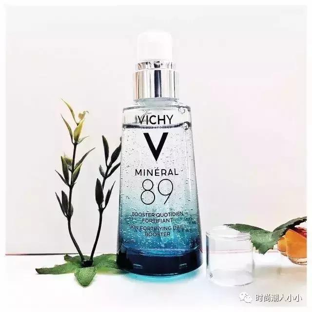 哪款精华抗衰保湿效果好,补水抗衰护肤品精华