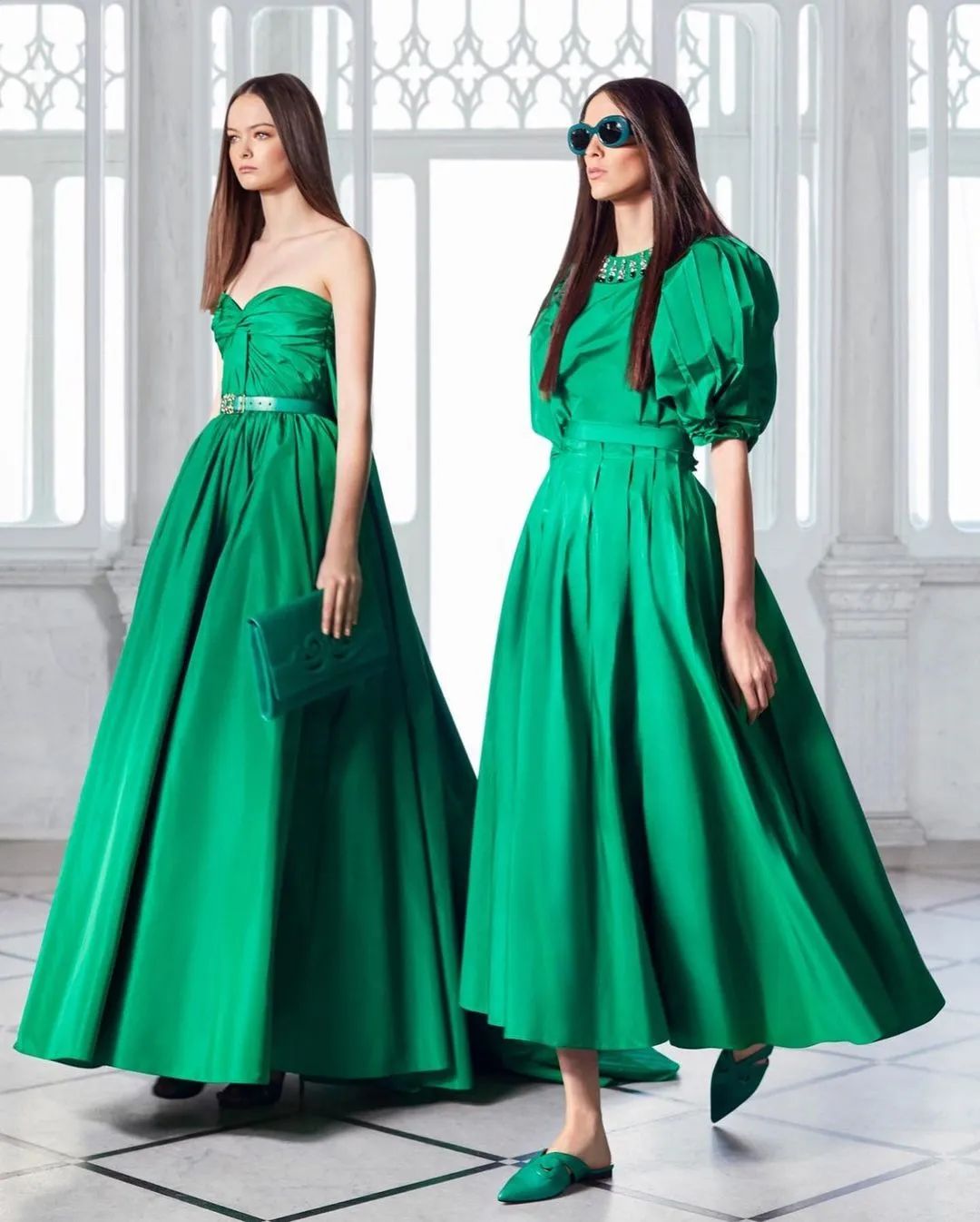 王嘉尔炸裂现场宣美 (王嘉尔宣美最新视频)