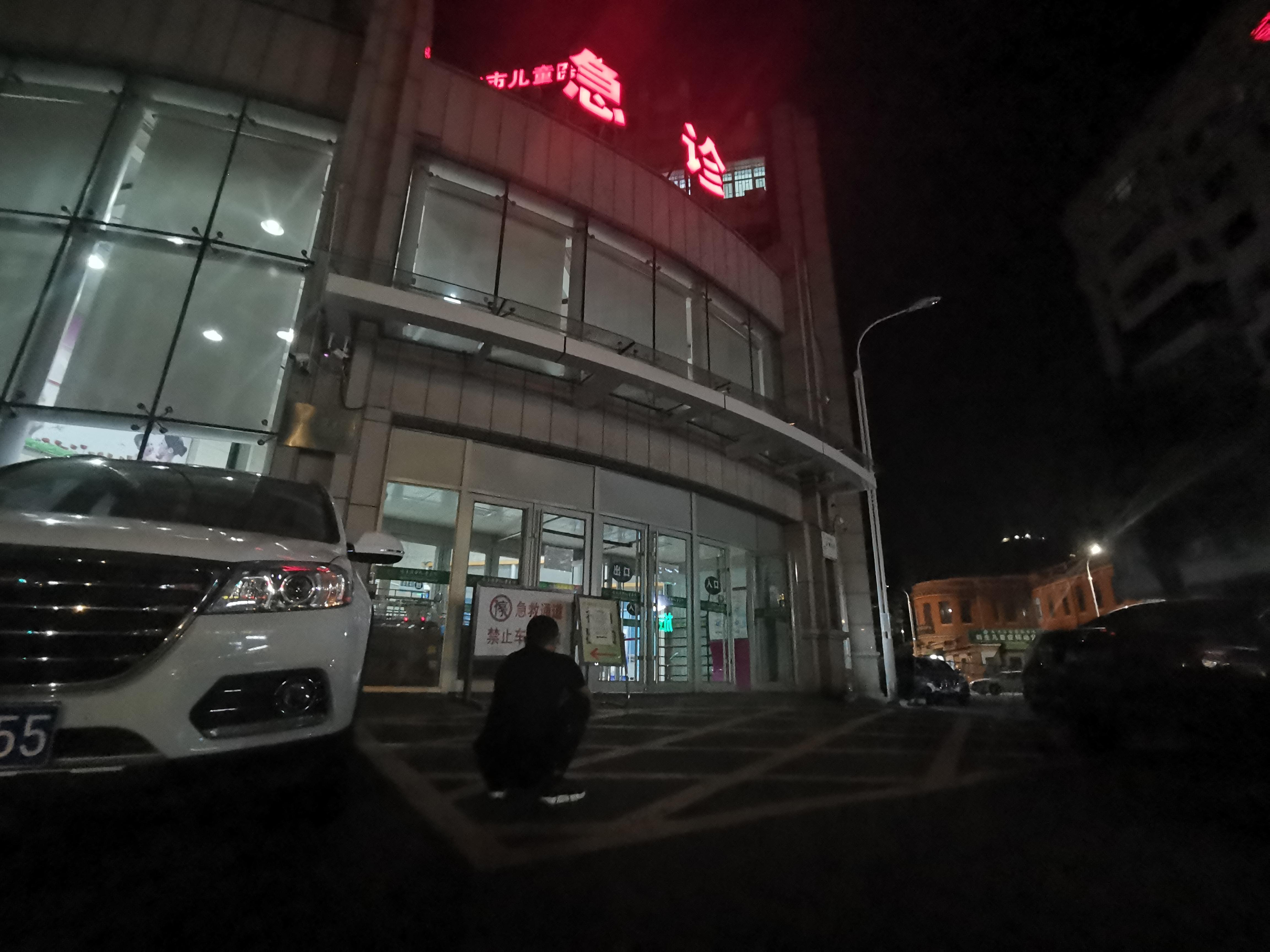 起底哈尔滨性侵5岁女童嫌犯“傻六子”:几乎天天酗酒,事发前喝了两瓶老白干,与养母靠捡废品为生