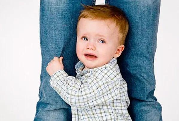 孩子不愿意理发我一招解决,孩子非常抗拒理发怎么引导