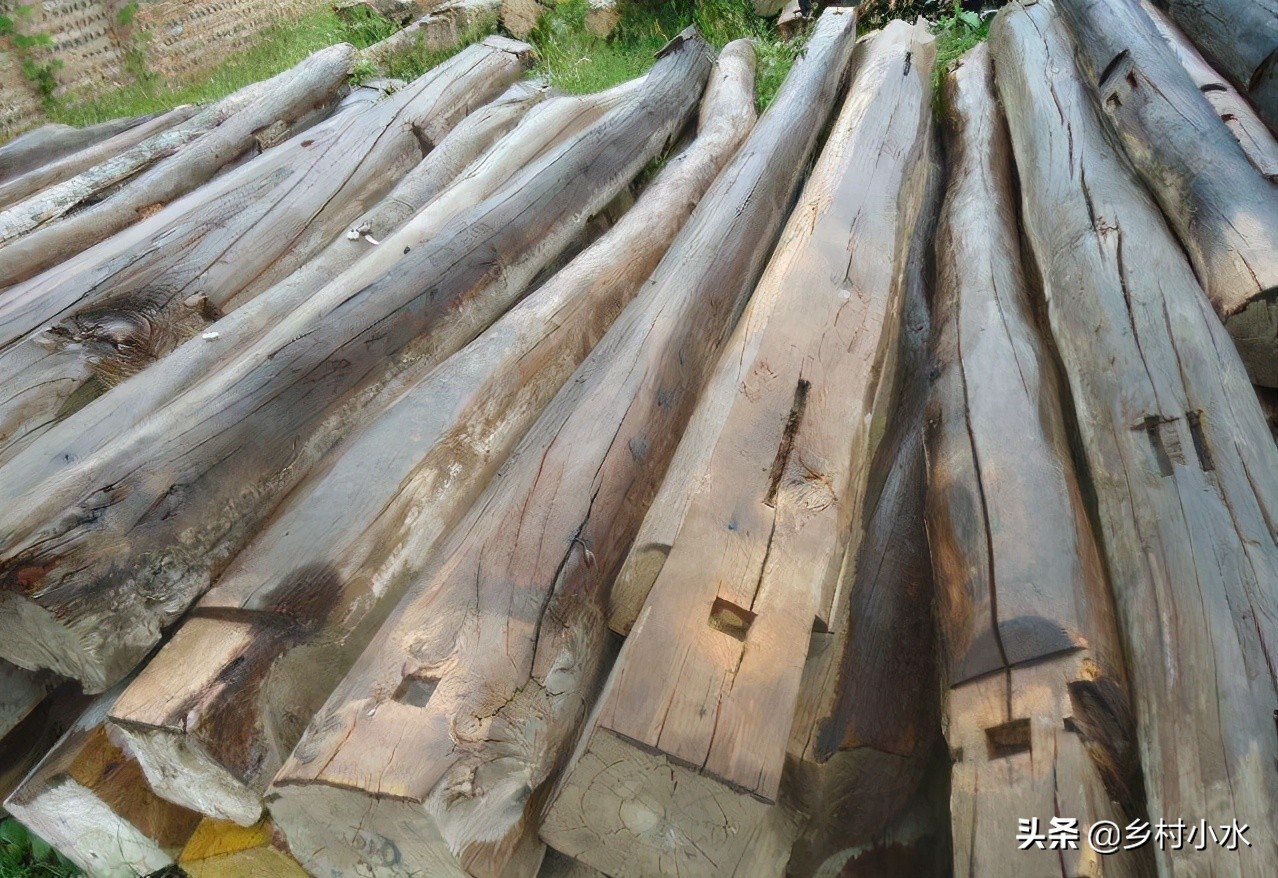 旧木头回收都收什么样的,农村旧木头回收生意怎么样