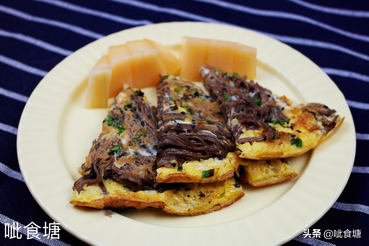 煎饼这样做孩子们都爱吃,煎饼怎么做小孩爱吃