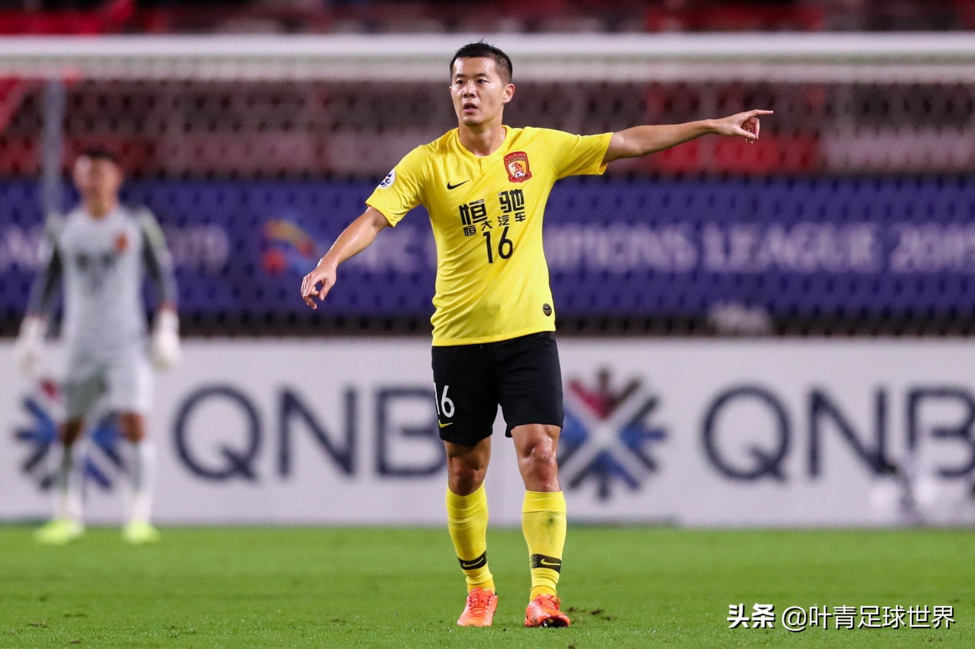 伟大的1-1！恒大血性爆发，多人赛后瘫倒在地，没力气庆祝了