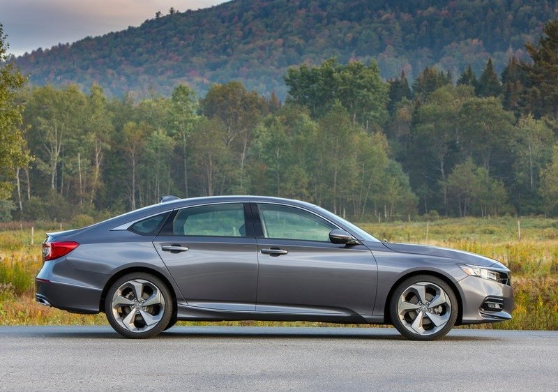 inspire跟雅阁比哪个更保值,inspire为什么卖不过雅阁