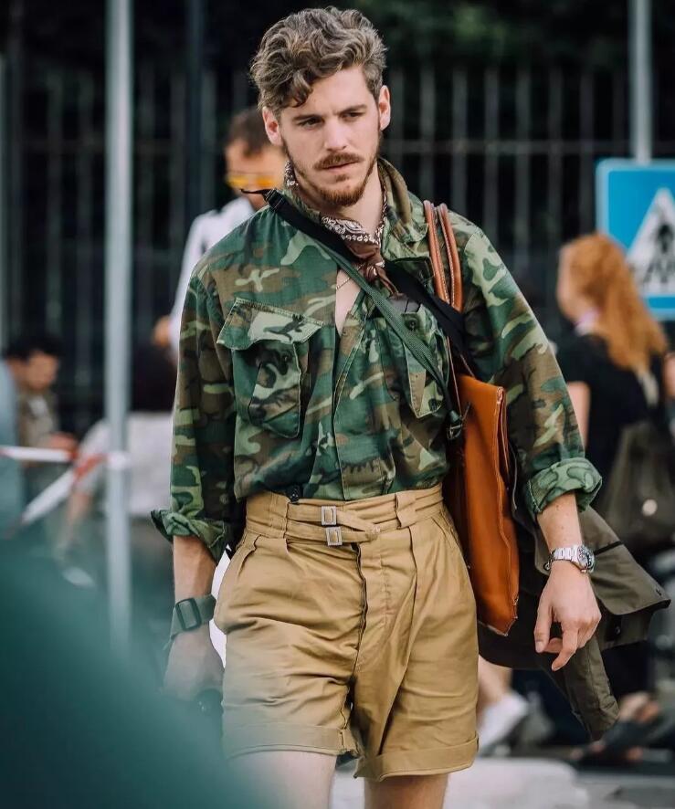 4分短裤军装男休闲,男士连帽工装短裤