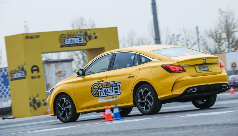 性价比高颜值超高平民轿跑名爵5,10万左右名爵5