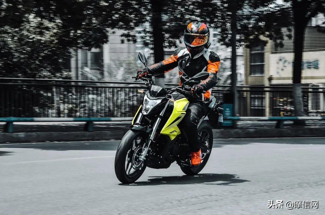 宗申250r跑车街车摩托车测评,宗申250r街车价格是多少
