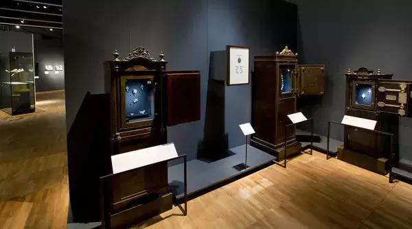 鑻卞浗鍙よ懀鐝犲疂鍝佺墝,ngtc鐝犲疂棣栭グ鎽勫奖