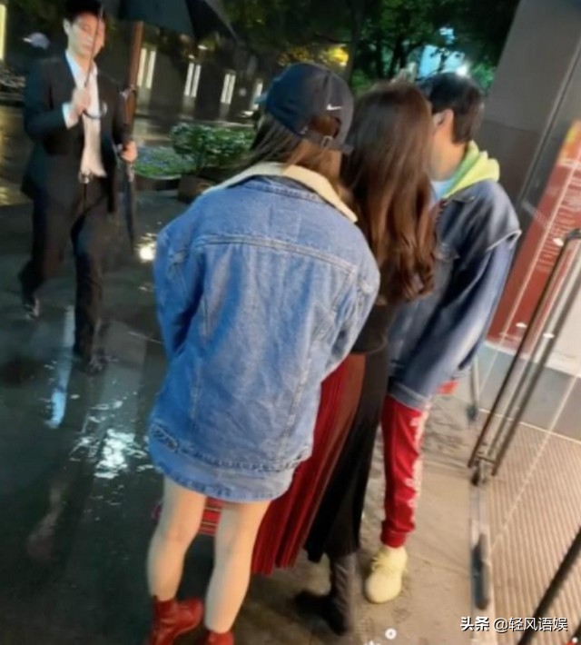 王思聪出国游玩,王思聪外国购物