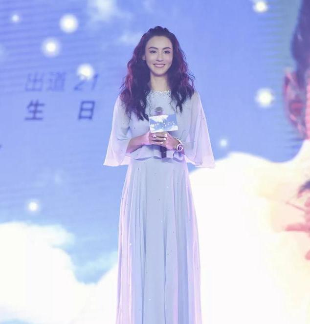 张柏芝超强变身术拍同款,张柏芝变脸特效