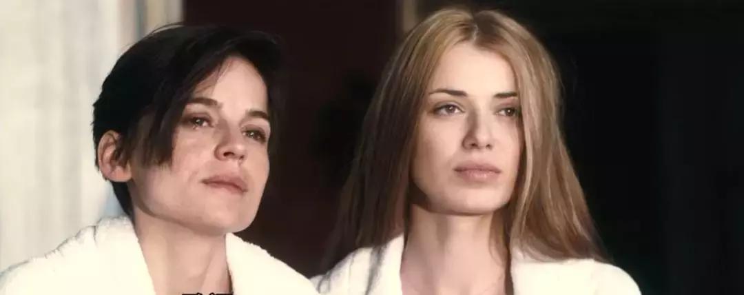 连海报都要打码的R级片，老司机看了都涨姿势