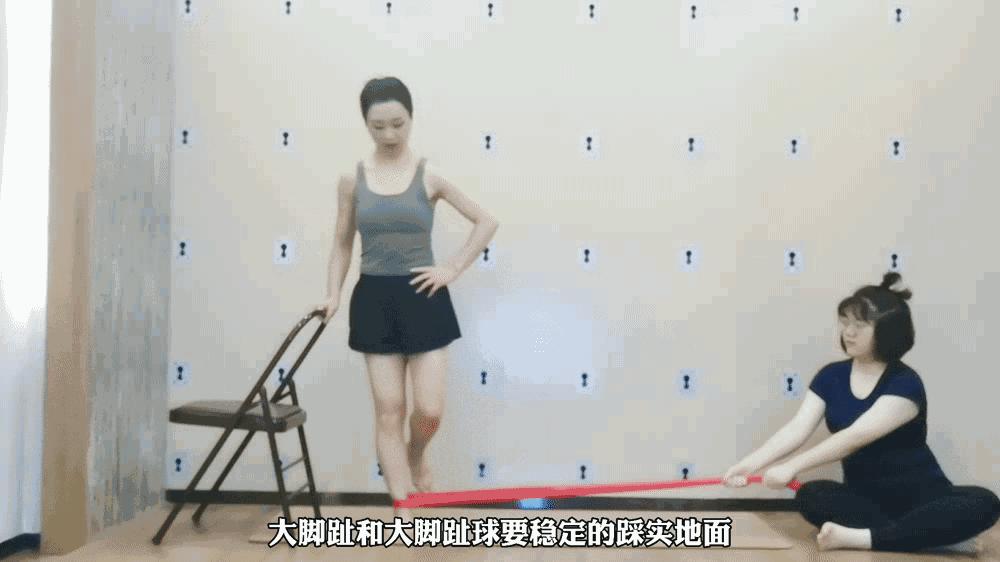 产后脚后跟疼100天内还可以补救,产后3个月睡醒脚后跟疼怎么回事