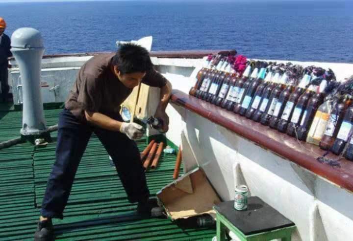 中国货船振华4号,中国货船打击海盗真实视频