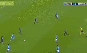 足球常见进攻套路,足球兵法全攻略书籍