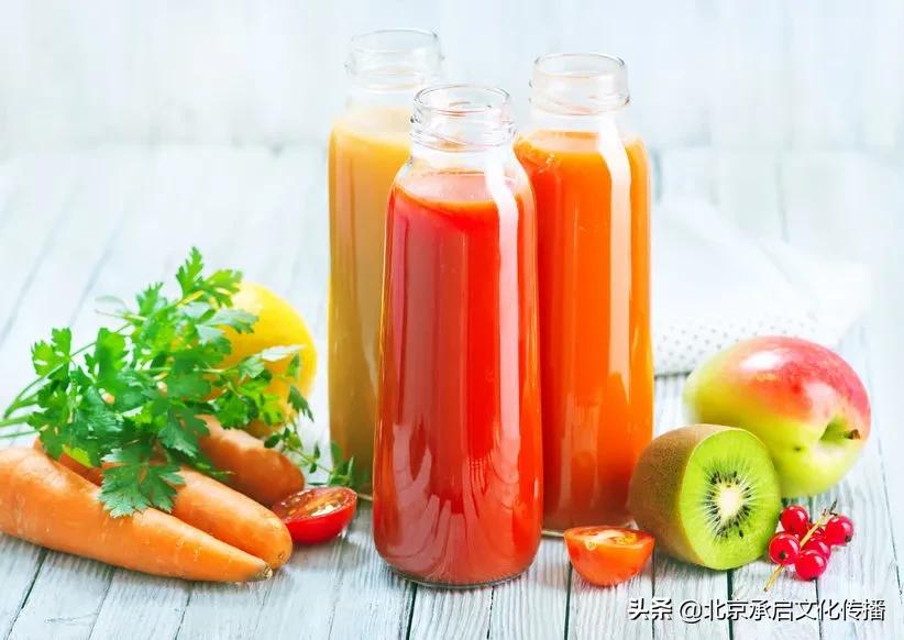 孕期补水是不是不会长斑,孕期也要保持美丽