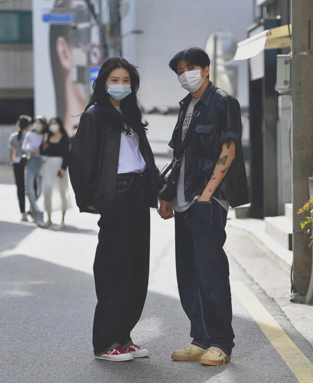 韩国街拍穿搭高级秋冬,韩国春季穿搭街拍