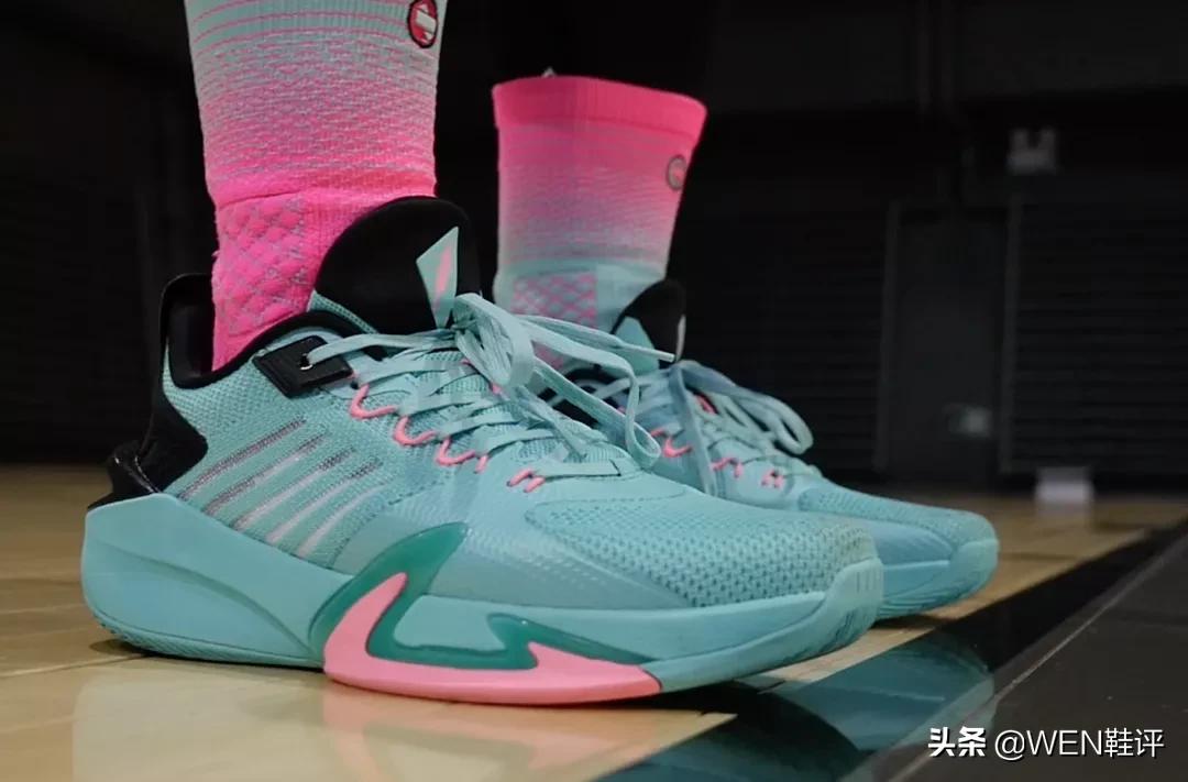 推荐一双李宁或特步跑鞋,一双轻便又舒适的鞋特步