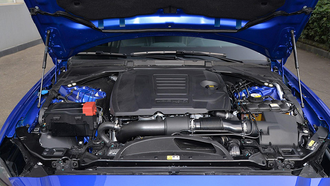 捷豹xel和奥迪a4l保养费用,捷豹xfl和xel哪个保养贵