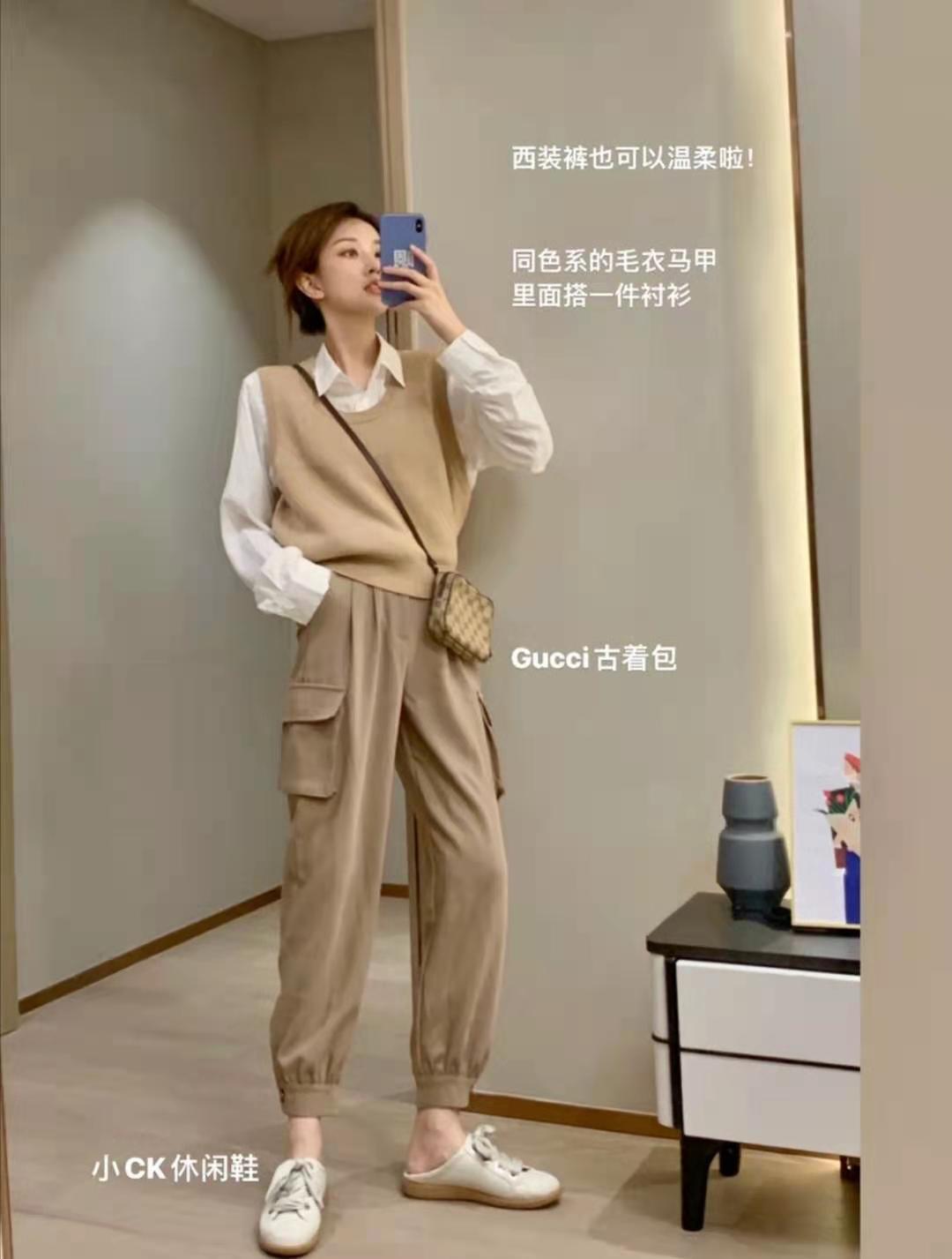 卡其色风衣怎么搭配衣服,卡其色衣服搭配什么毛衣
