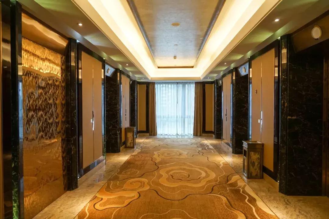 「思远说酒店」汉*江阳**滩繁华地——世茂希尔顿