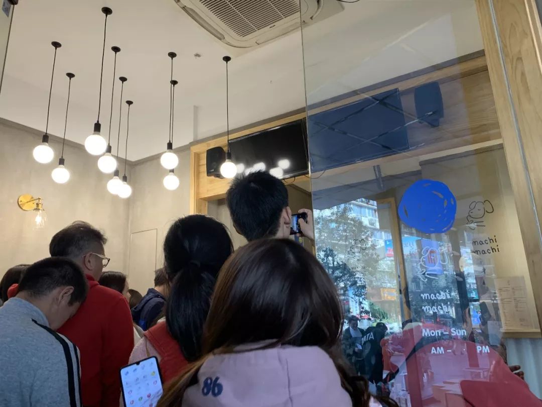 周杰伦同款网红奶茶多少钱一杯 (the one贵阳周杰伦奶茶)