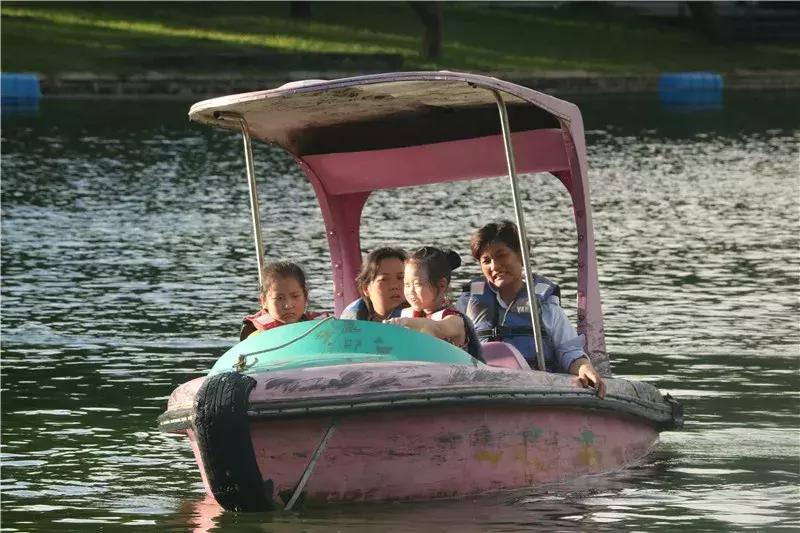 深圳莲花山看深圳风景,深圳莲花山有什么特别的地方