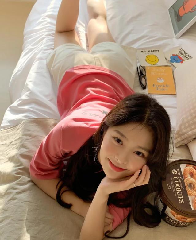 夏季情侣t恤新款纯色,男女情侣短袖恤春夏宽松百搭上衣