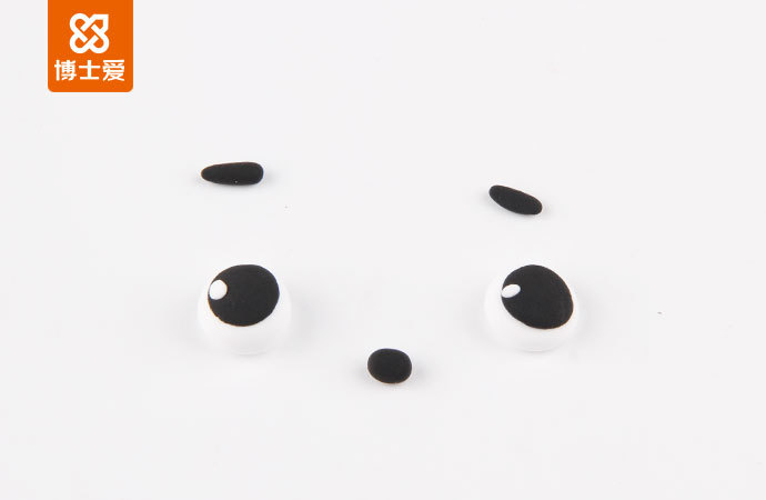 小了白了兔，红了又了红~超萌小红兔，保证萌化你的心！