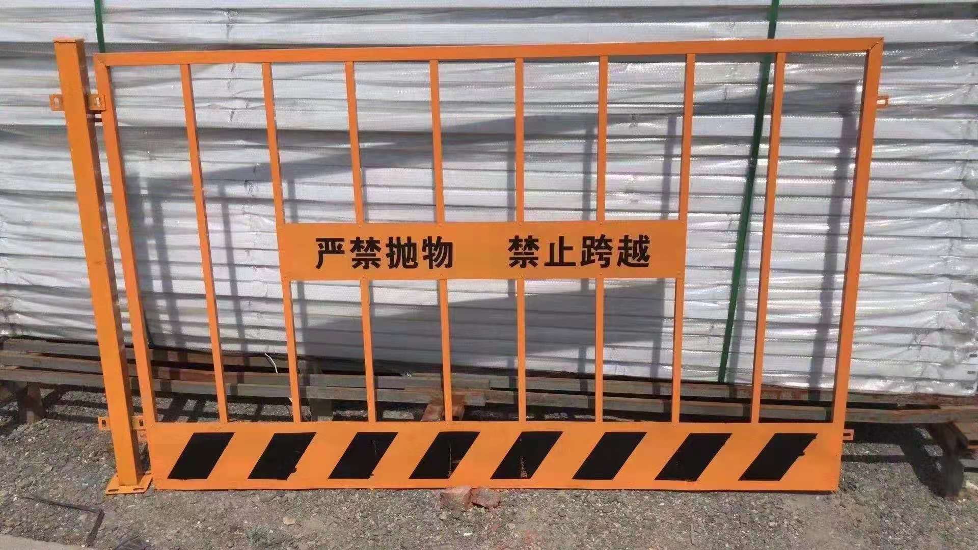 包头市市区道路防撞围栏,包头围墙护栏网