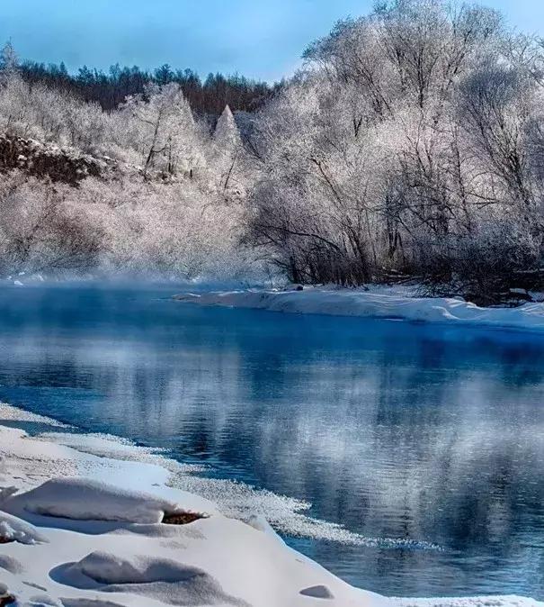 雾凇之美宛若仙境,连云港花果山雾凇美得像仙境