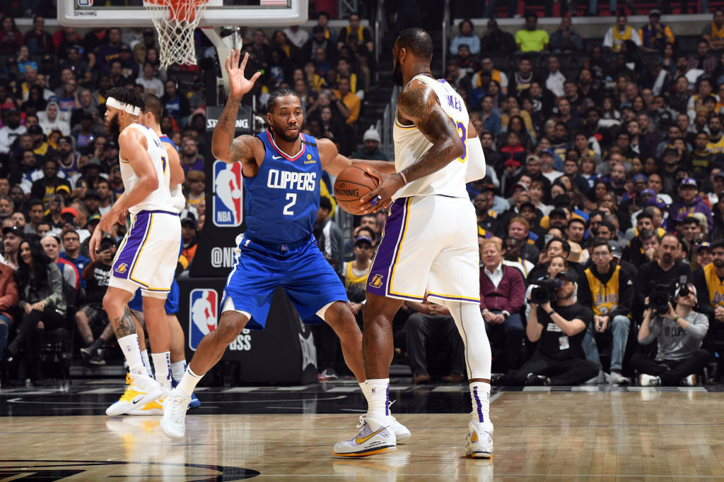 莱昂纳德全场仅获9分9板,莱昂纳德快船攻防俱佳