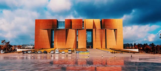 昆明附近一个人玩的地方,昆明周边城市适合一个人去的地方