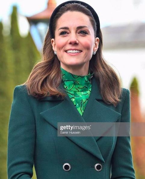 梅根闪亮登场,梅根退出王室后首秀