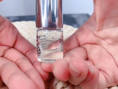 明星童颜秘诀，每1秒卖出10瓶的TA，素人高呼有效淡纹、去暗沉！