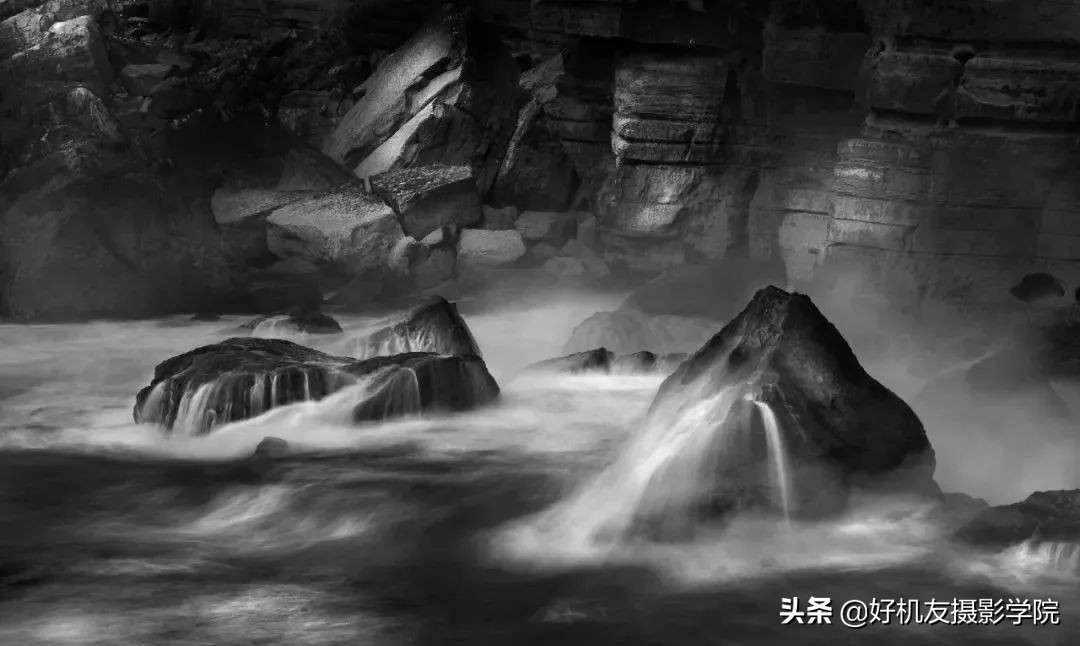 相机坏了只能去官方维修吗,相机坏了点不动怎么办