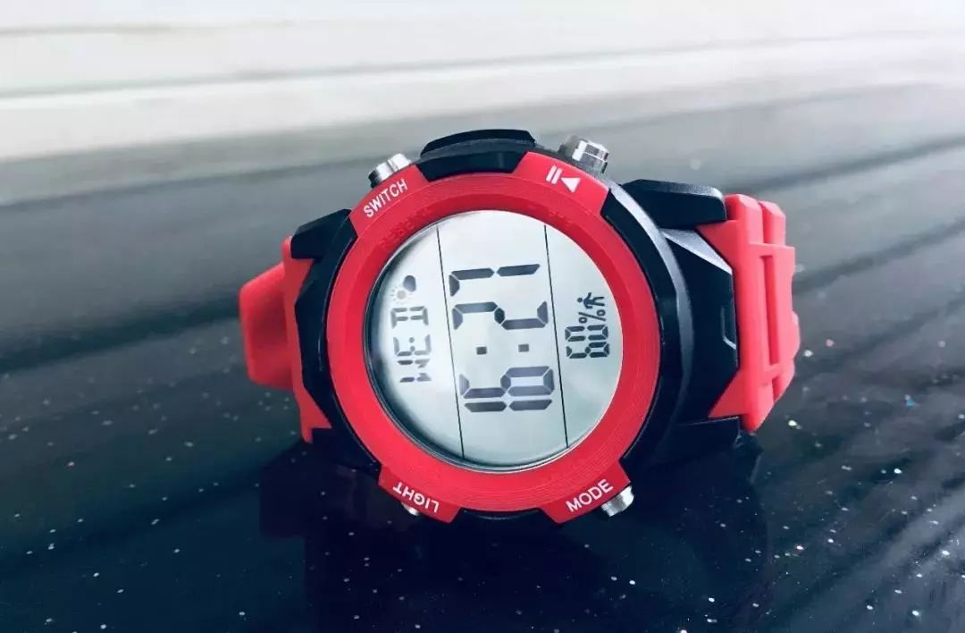 99鍏冪殑d1鎵嬭〃,d1sport鏅鸿兘鎵嬭〃