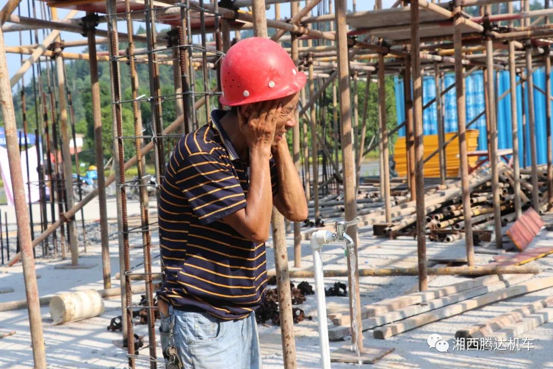 我47岁，春风150NK让我代步摩旅两不误