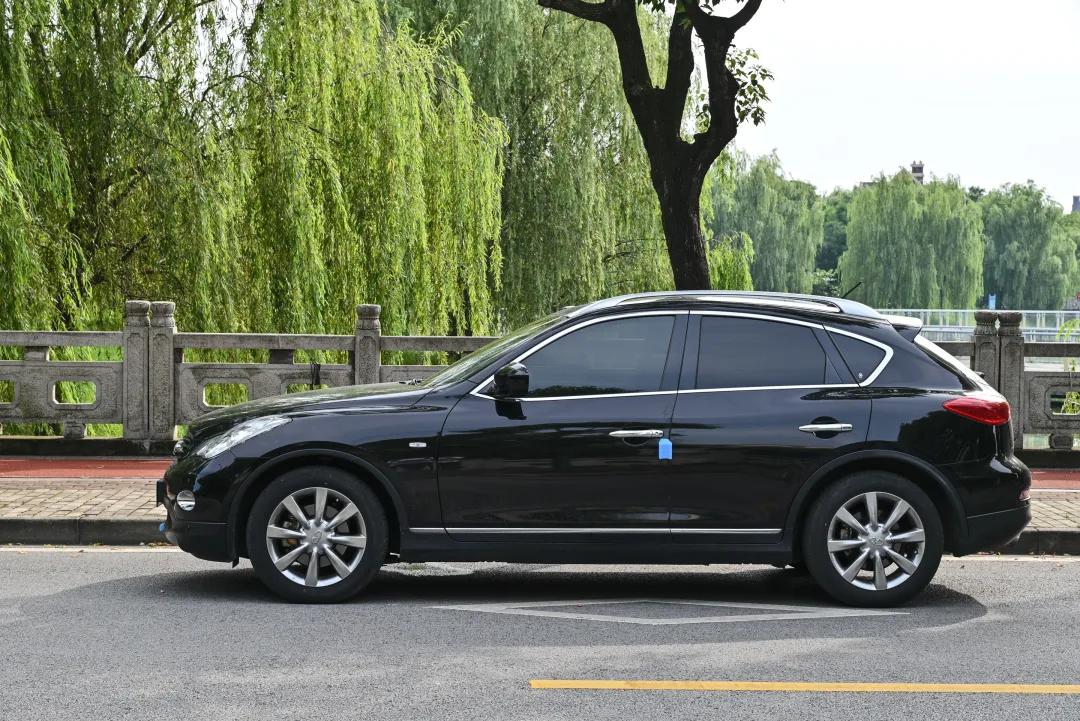 英菲尼迪fx35多少钱,英菲尼迪fx35小型越野车多少钱