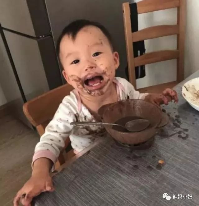 13岁小孩长喉结长胡子还长个吗,十岁女孩长胡子长喉结是什么原因