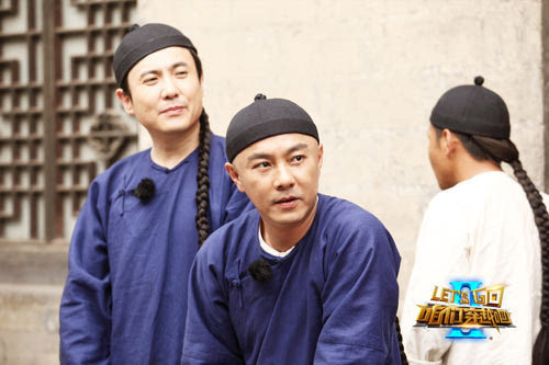 张卫健年轻光头时的颜值,凉风有信秋月无边张卫健粤语独白