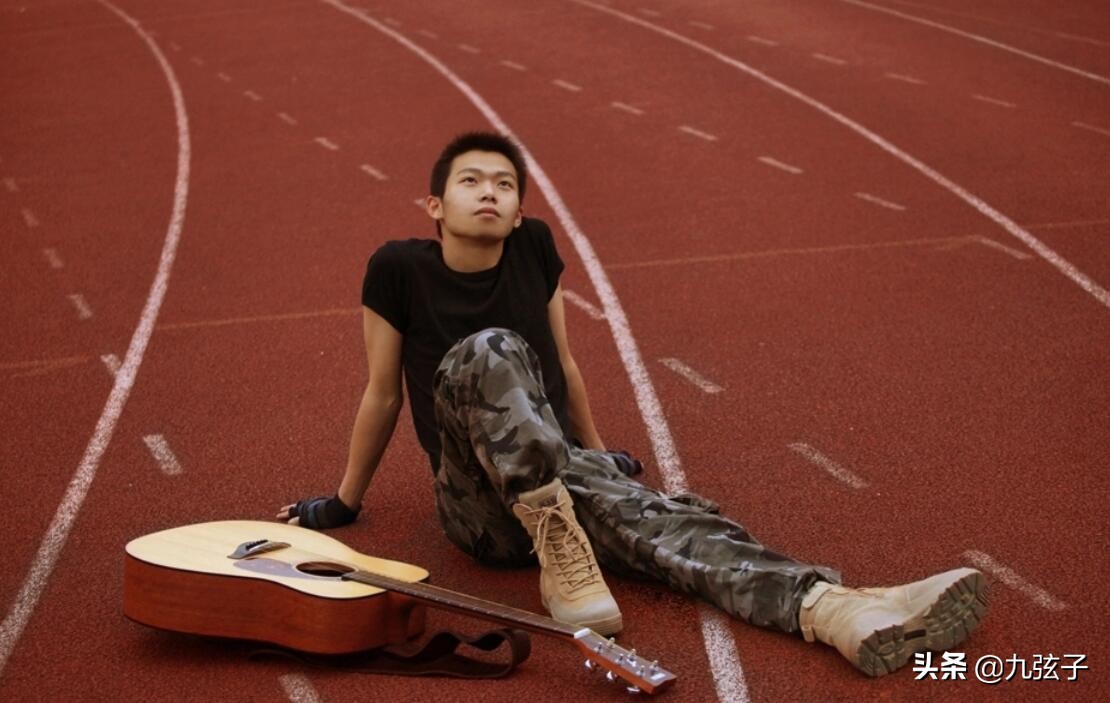 军旅诗人、歌唱家易白：部队是家，对班长的承诺从来没有忘记