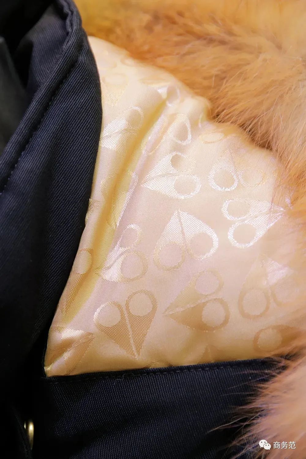 推荐几款最好看的羽绒服,冬天比较暖和的平价羽绒服品牌