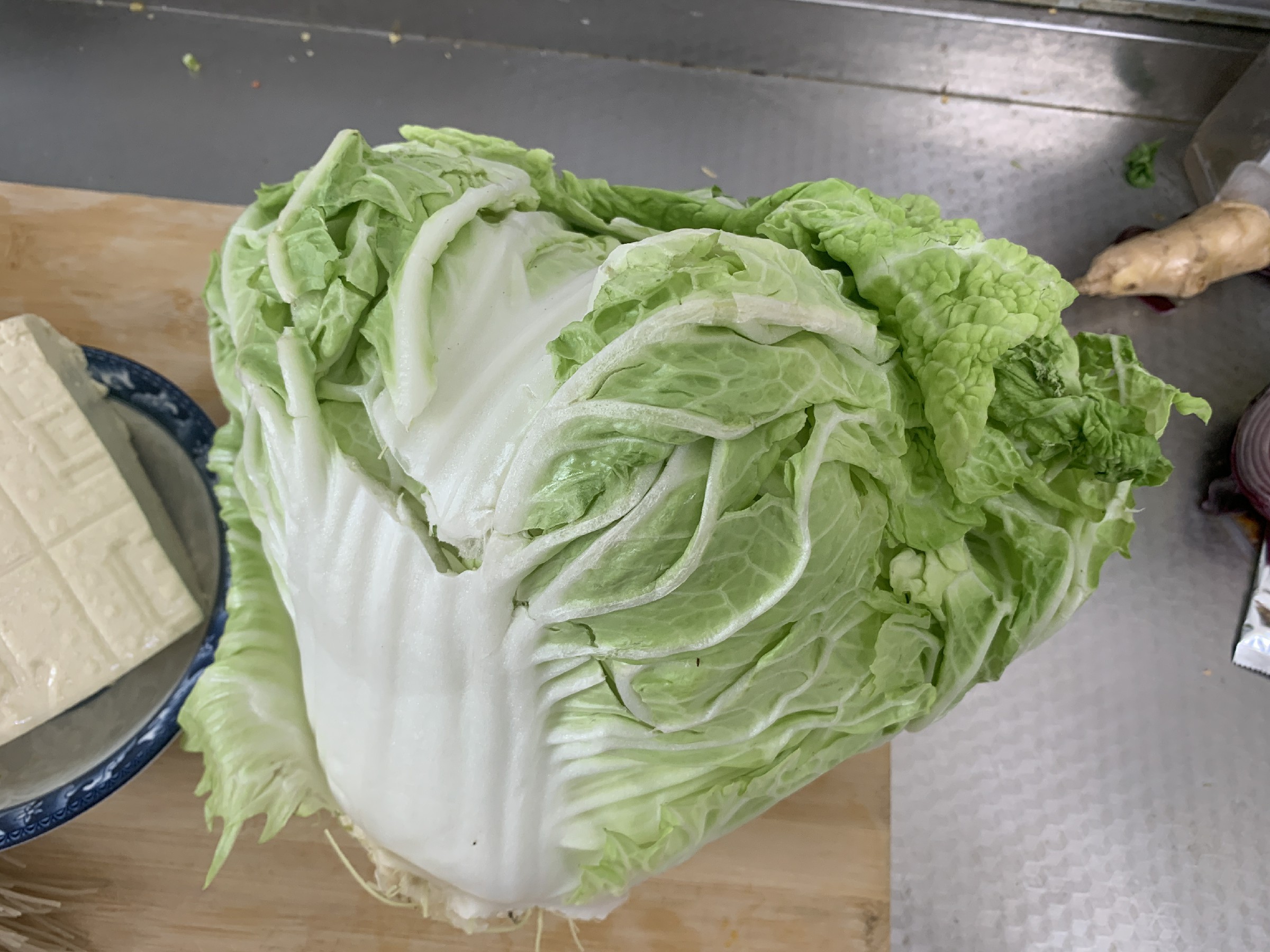 白菜炖粉条先放哪个,白菜炖粉条粉条什么时候放合适